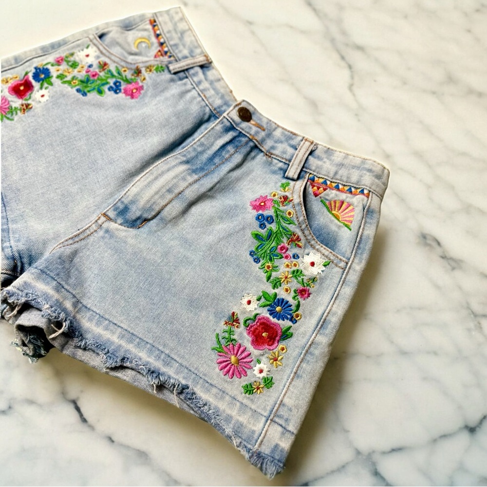 EUC Spell & The Gypsy Light Blue Wanderlust Embroidered Denim Shorts w/ Raw Hem - Picture 4 of 12